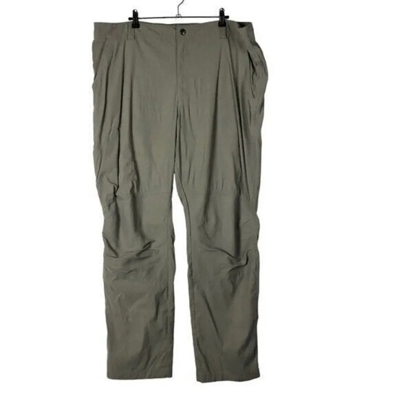 Columbia Khaki Straight Leg Hiking Pants 42 X 32 - Picture 1 of 5